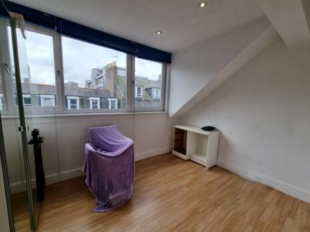 1 bedroom Flat for sale in George Street, City Centre, Aberdeen, AB25