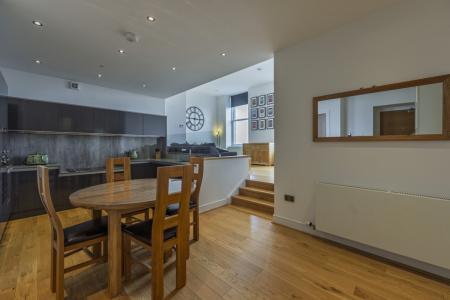 2 bedroom Flat for sale in Gordondale Road, West End, Aberdeen, AB15