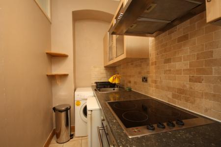 1 bedroom Flat to let in Ashvale Place, City Centre, Aberdeen, AB10