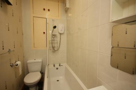 1 bedroom Flat to let in Ashvale Place, City Centre, Aberdeen, AB10