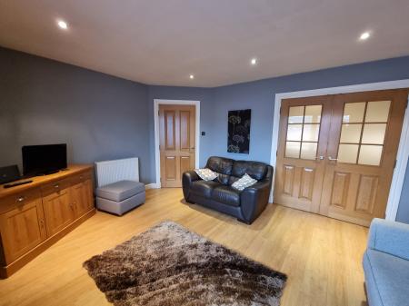 2 bedroom Flat to let in Auchmill Road, Bucksburn, Aberdeen, AB21