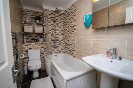 2 bedroom Flat to let in Crown Street, Aberdeen, AB11