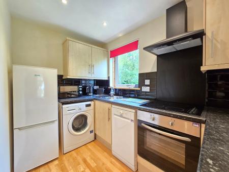 1 bedroom Flat to let in Lee Crescent North, Bridge of Don, Aberdeen, AB22