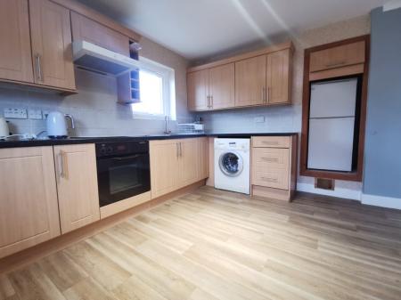3 bedroom Flat to let in Marquis Road, Aberdeen, AB24
