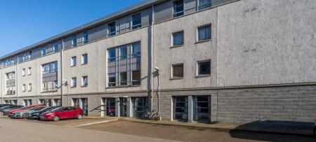 2 bedroom Flat to let in Merkland Lane, Pittordrie, Aberdeen, AB24