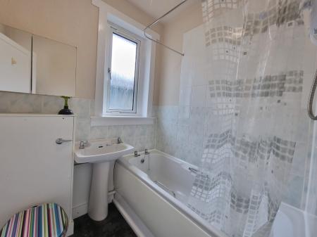 1 bedroom Flat to let in Ruthrieston Circle, Holburn, Aberdeen, AB10