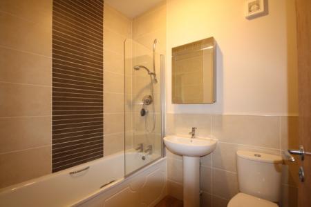 2 bedroom Flat to let in Powis Terrace, Aberdeen, AB25