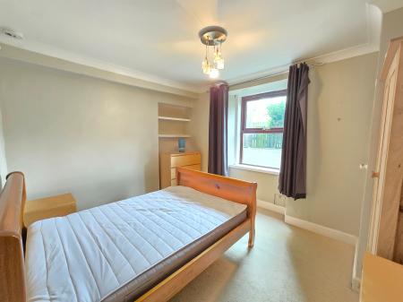 2 bedroom Flat to let in Crown Street, City Centre, Aberdeen, AB11