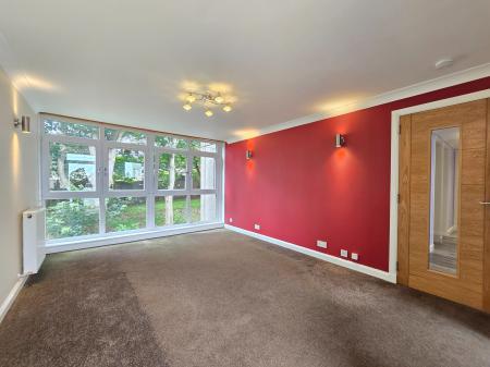 2 bedroom Flat to let in Simpson Road, Bridge of Don, Aberdeen, AB23