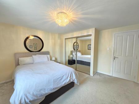 2 bedroom Flat to let in Fraser Mews, City Centre, Aberdeen, AB25