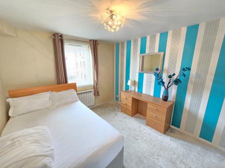 2 bedroom Flat to let in Fraser Mews, City Centre, Aberdeen, AB25