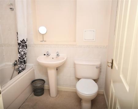2 bedroom Flat to let in Chapel Street, Aberdeen, AB10