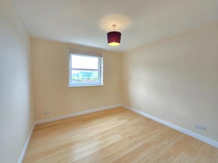 2 bedroom Flat to let in South College Street, City Centre, Aberdeen, AB11