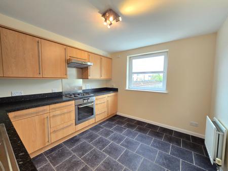 2 bedroom Flat to let in South College Street, City Centre, Aberdeen, AB11