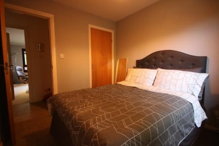 2 bedroom Flat to let in Pitmedden Crescent, Aberdeen, AB10