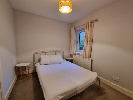 2 bedroom Flat to let in Whitehall Place, Rosemount, Aberdeen, AB25