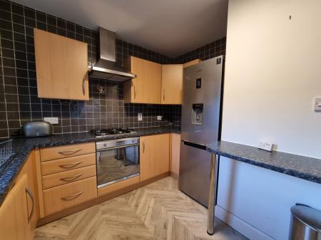 2 bedroom Flat to let in Whitehall Place, Rosemount, Aberdeen, AB25