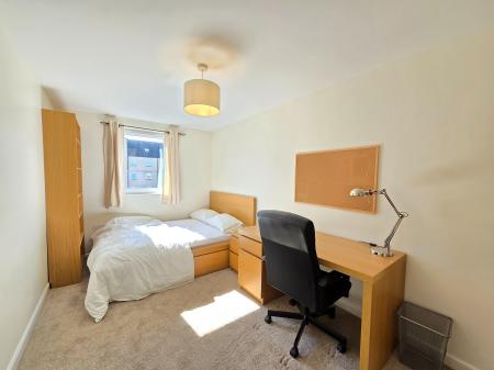 2 bedroom Flat to let in Erroll Street, City Centre, Aberdeen, AB24
