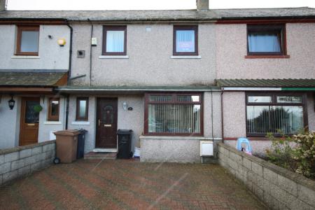 2 bedroom Terraced House to let in Davidson Gardens, Northfield, Aberdeen, AB16