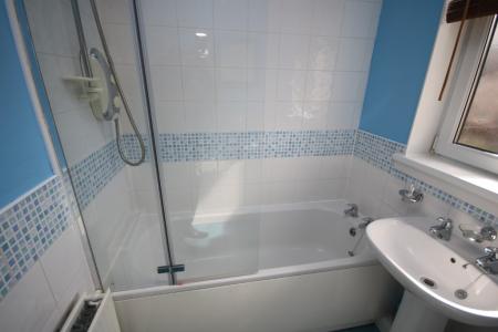 2 bedroom Terraced House to let in Davidson Gardens, Northfield, Aberdeen, AB16