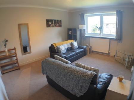 3 bedroom Flat to let in Hardgate, Aberdeen, AB11
