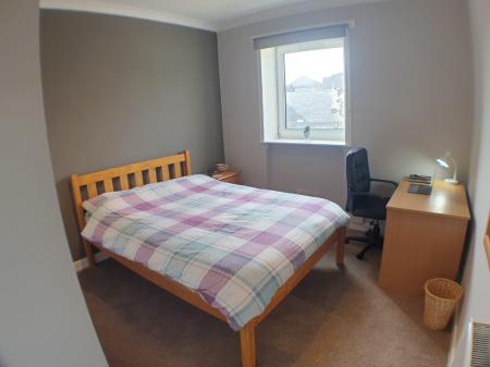 3 bedroom Flat to let in Hardgate, Aberdeen, AB11