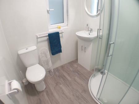 3 bedroom Flat to let in Hardgate, Aberdeen, AB11
