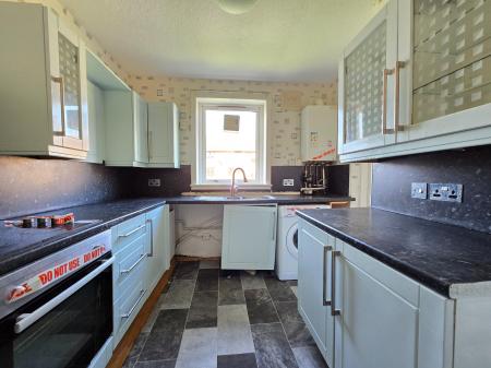 2 bedroom Flat for sale in North Anderson Drive, Mastrick, Aberdeen, AB16