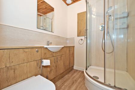 2 bedroom Flat to let in Rosemount Place, Aberdeen, AB25