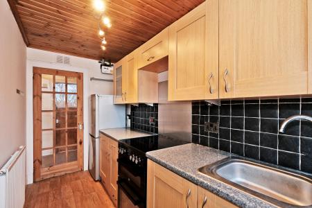 2 bedroom Flat to let in Rosemount Place, Aberdeen, AB25