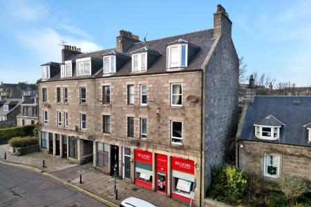 2 bedroom Flat to let in Rosemount Place, Aberdeen, AB25