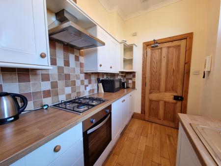 3 bedroom Flat to let in King Street, Aberdeen, AB24