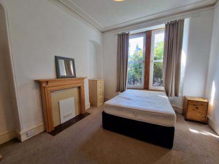 3 bedroom Flat to let in King Street, Aberdeen, AB24