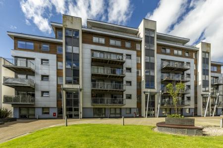 3 bedroom Flat for sale in Charlotte Street, City Centre, Aberdeen, AB25