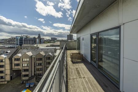 3 bedroom Flat for sale in Charlotte Street, City Centre, Aberdeen, AB25
