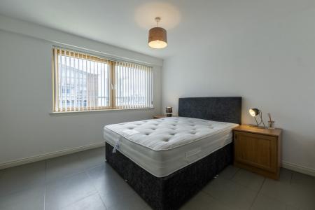 3 bedroom Flat for sale in Charlotte Street, City Centre, Aberdeen, AB25