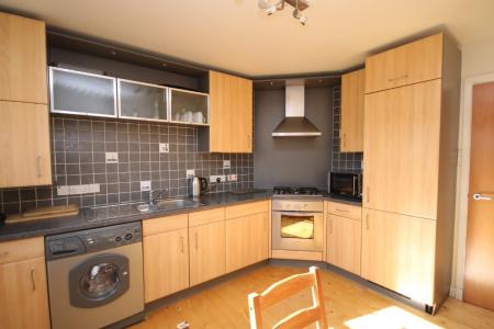 2 bedroom Flat to let in Constitution Street, City Centre, Aberdeen, AB24