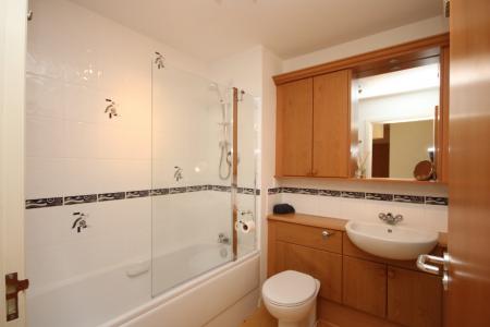 2 bedroom Flat to let in Constitution Street, City Centre, Aberdeen, AB24