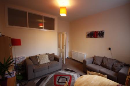 1 bedroom Flat to let in Elmbank Road, Aberdeen, AB24