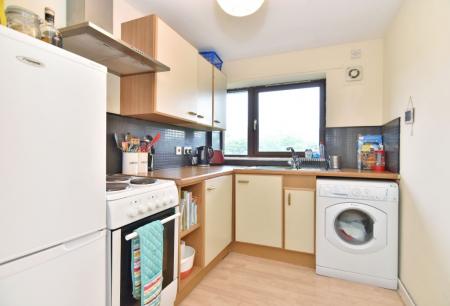3 bedroom Flat to let in Morrison Drive, Garthdee, Aberdeen, AB10