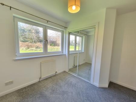 2 bedroom Flat to let in Shaw Crescent, Rosemount, Aberdeen, AB25