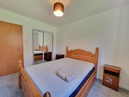 2 bedroom Flat to let in Shaw Crescent, Rosemount, Aberdeen, AB25