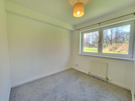 2 bedroom Flat to let in Shaw Crescent, Rosemount, Aberdeen, AB25