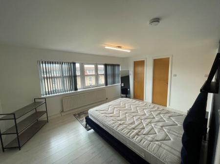 4 bedroom Flat to let in Bannermill Place, City Centre, Aberdeen, AB24