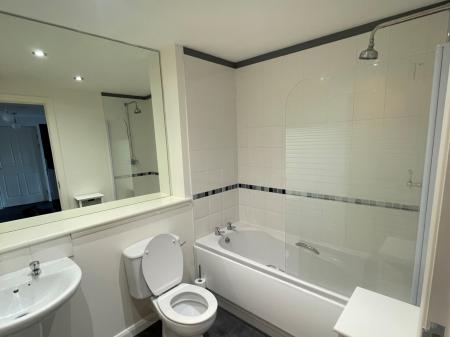 4 bedroom Flat to let in Bannermill Place, City Centre, Aberdeen, AB24