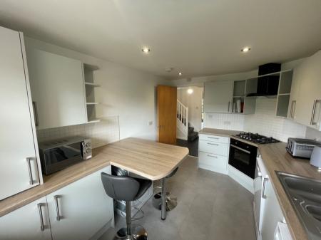 4 bedroom Flat to let in Bannermill Place, City Centre, Aberdeen, AB24