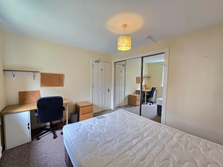 3 bedroom Flat to let in Canal Place, Aberdeen, AB24