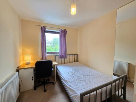 3 bedroom Flat to let in Canal Place, Aberdeen, AB24