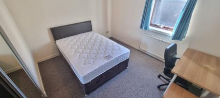 3 bedroom Flat to let in Canal Place, Aberdeen, AB24