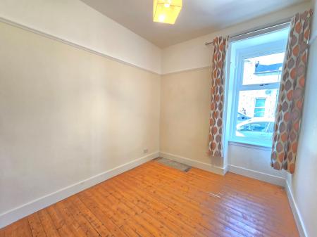 2 bedroom Flat to let in Princes Street, Inverurie, Aberdeenshire, AB51